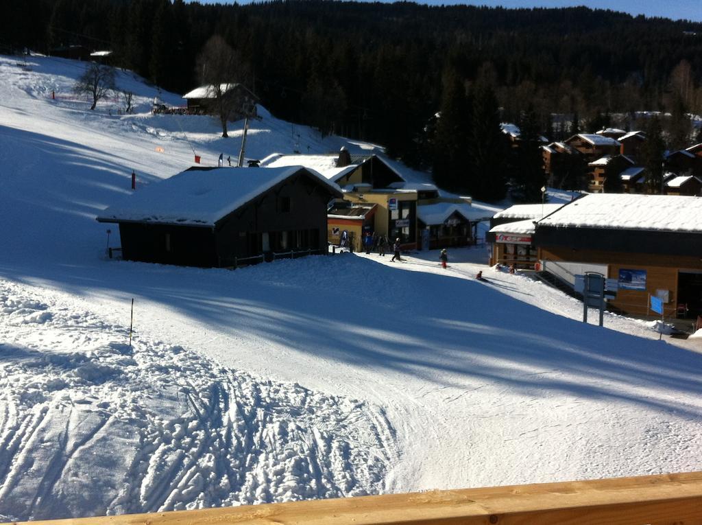 L'Eden Ski Aux Pieds Морійон Номер фото